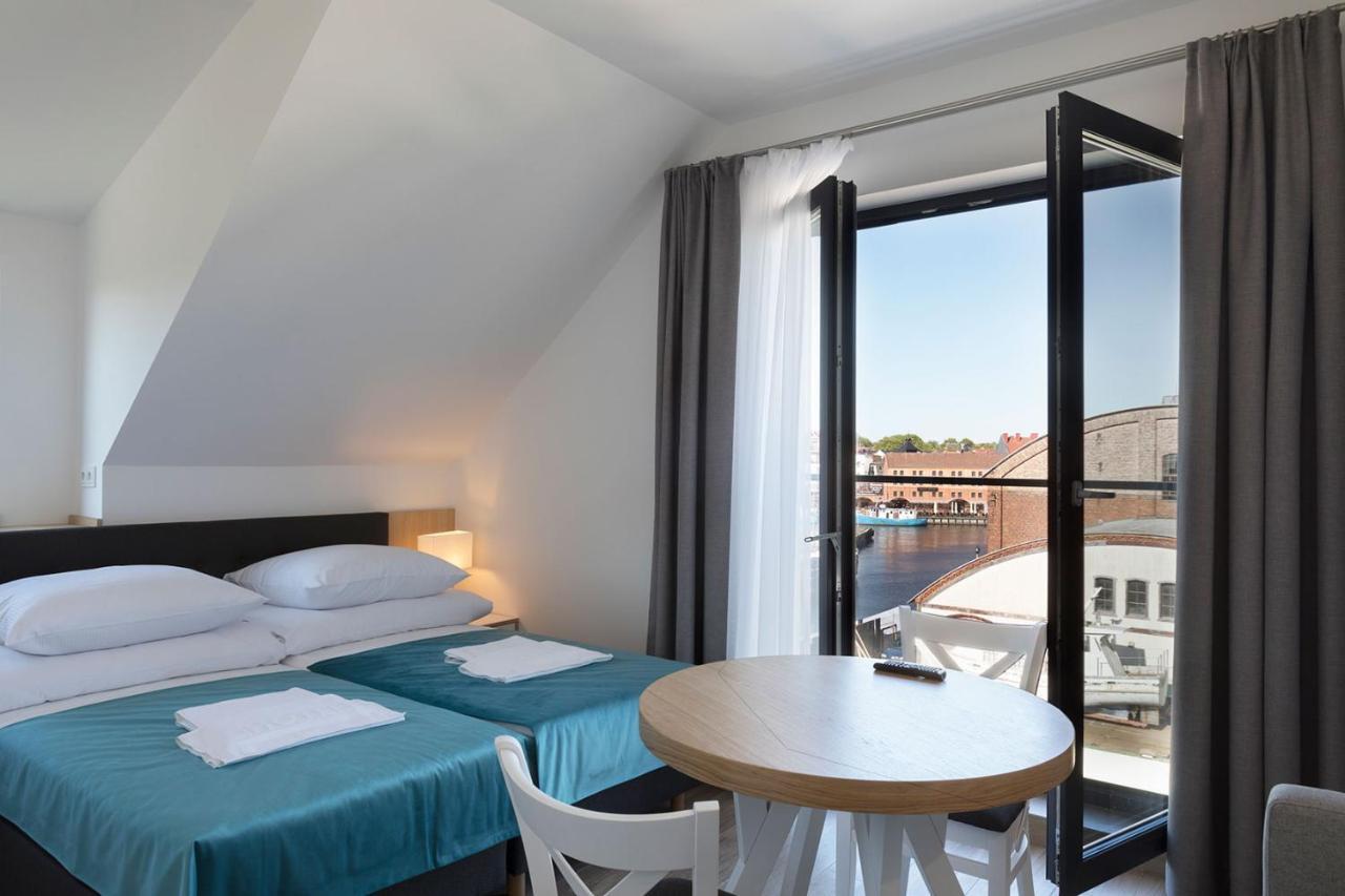 Willa Przy Porcie - Apartamenty Z Aneksami Kuchennymi Ustka Buitenkant foto