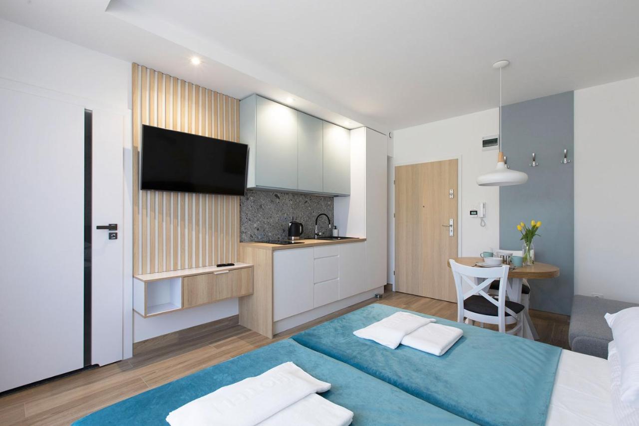 Willa Przy Porcie - Apartamenty Z Aneksami Kuchennymi Ustka Buitenkant foto